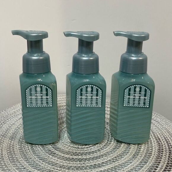 BBW Fresh Sparkling Snow Foaming Hand Soap set of 3 NWT - Picture 1 of 1
